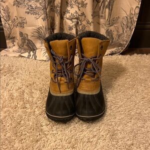 Sorel Tan and Black Waterproof Boots